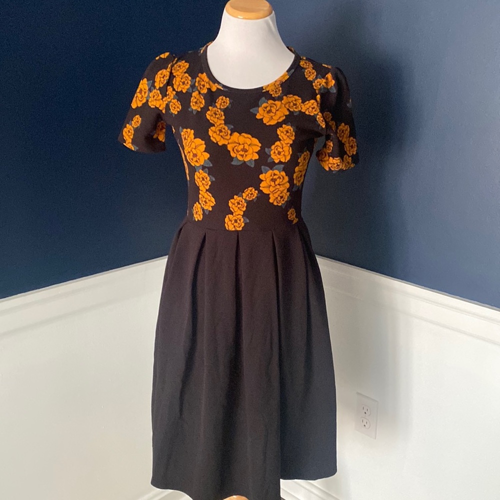LulaRoe Amelia dress Sz Med